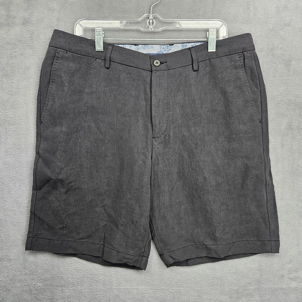 Tommy Bahama Monterey Flat Front Short
Men's Size 35 Black